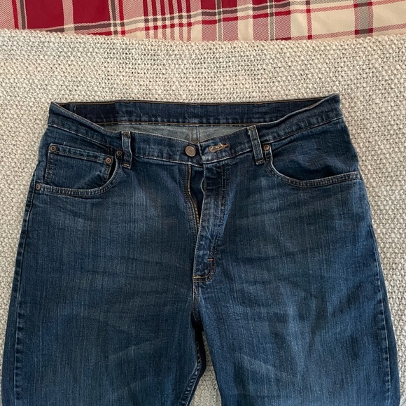 ❤️ SOLD ❤️Wrangler 34x32 Relaxed Fit Dark Wash Jeans - Picture 4 of 7